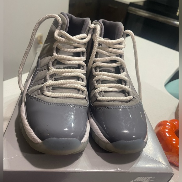 Nike Cool Greys - Picture 5 of 8